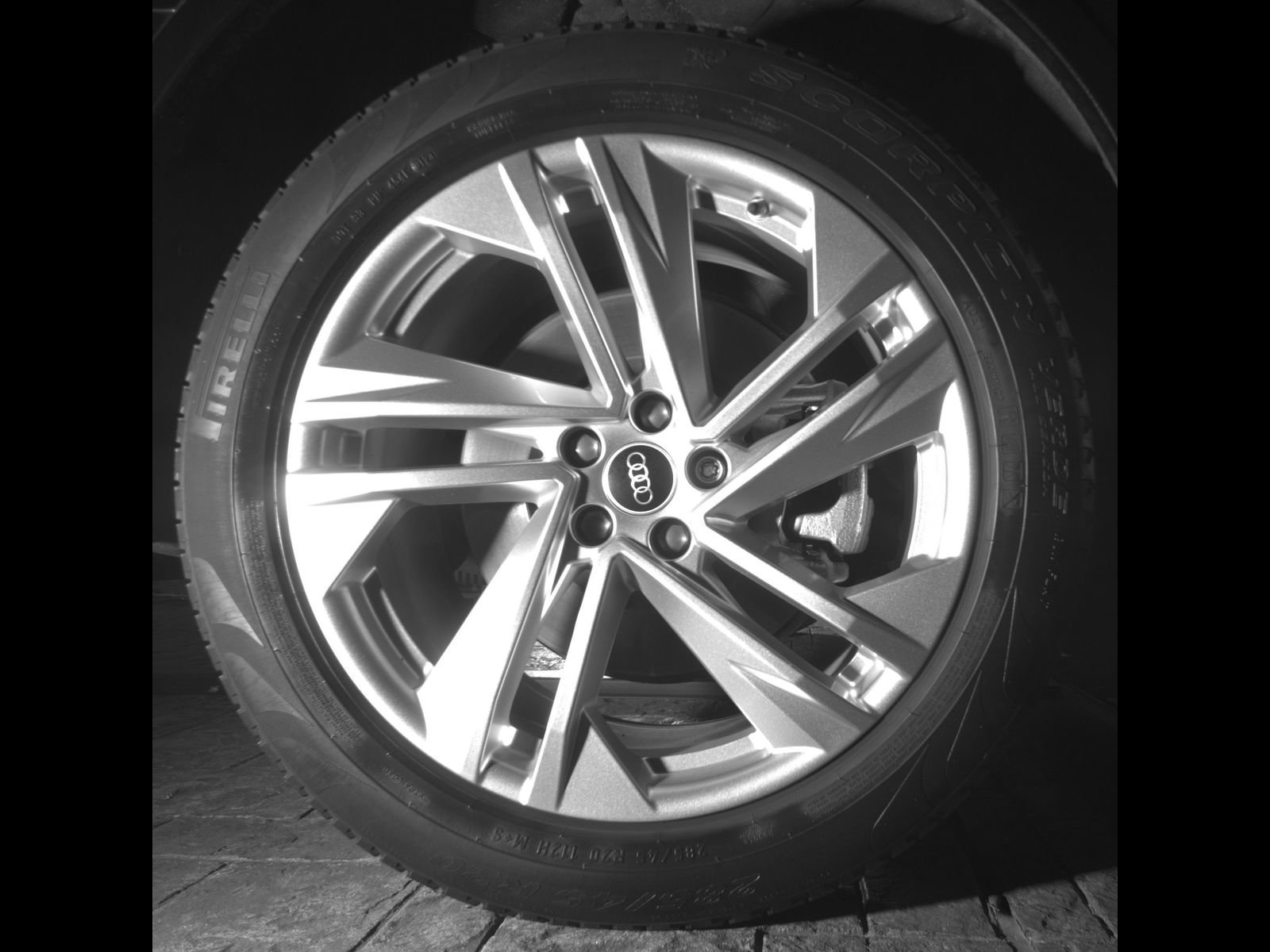 Used 2023 Audi Q7 3.0T Premium AWD/4WD image 12