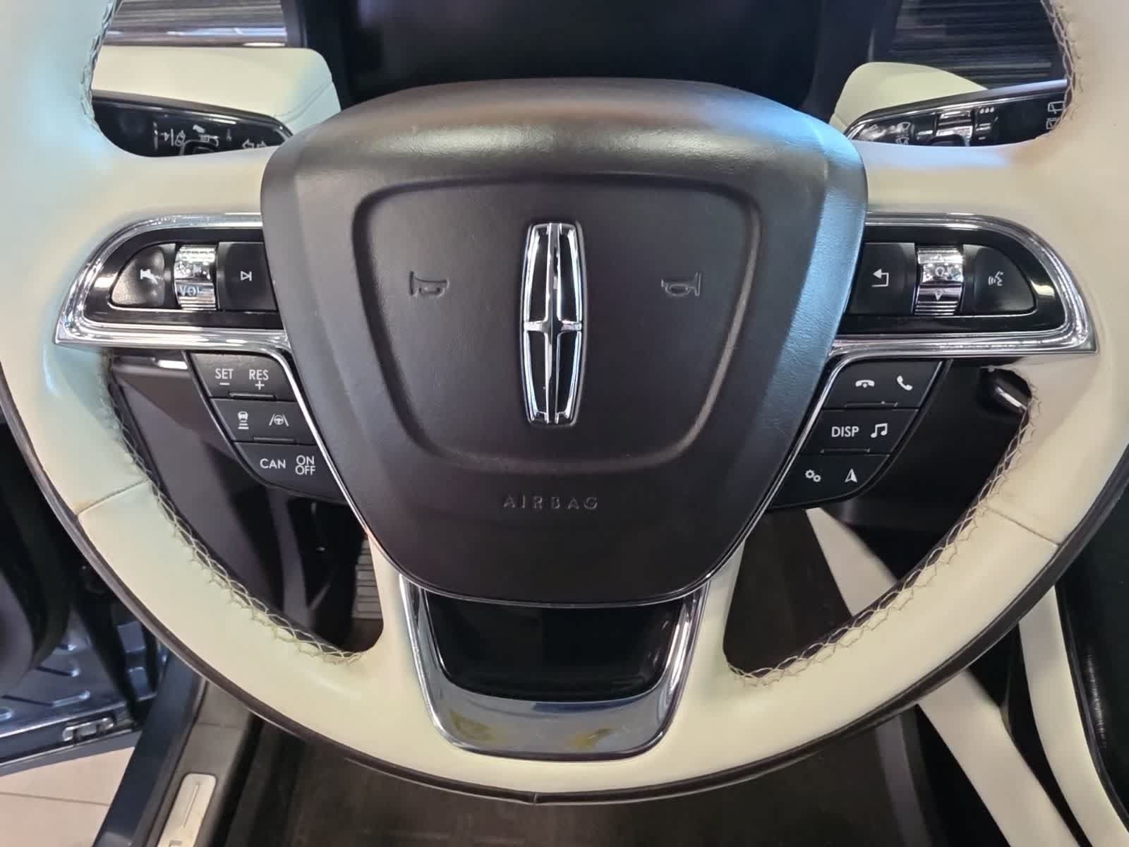Used 2021 Lincoln Nautilus Black Label w/ Class II Trailer Tow Package AWD/4WD image 24