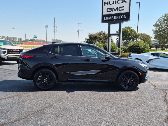 New 2026 Buick Envista Sport Touring w/ Convenience I Package FWD image 2