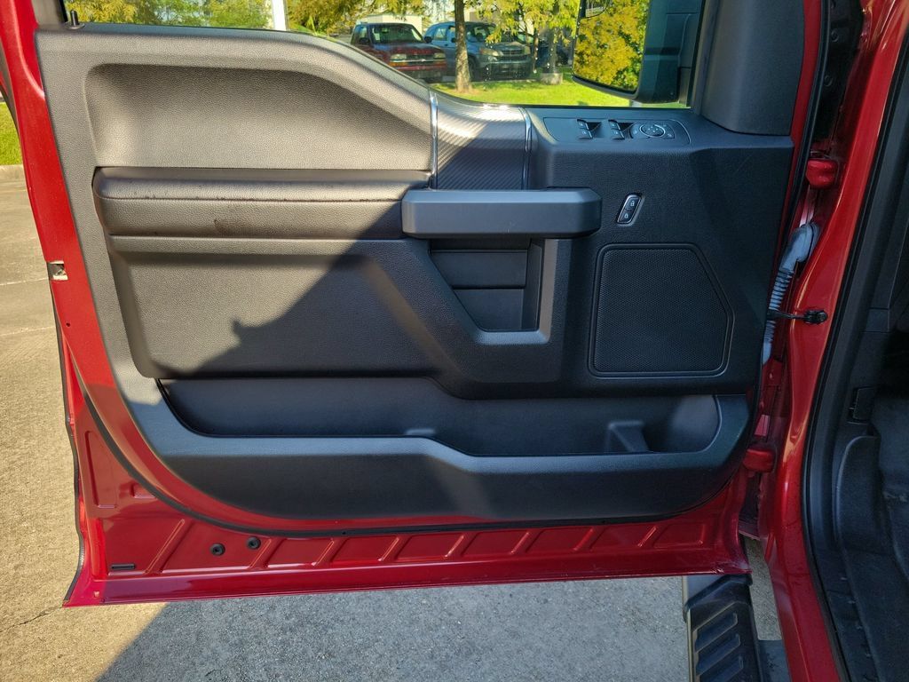 Used 2018 Ford F150 XLT w/ Equipment Group 302A Luxury RWD image 13