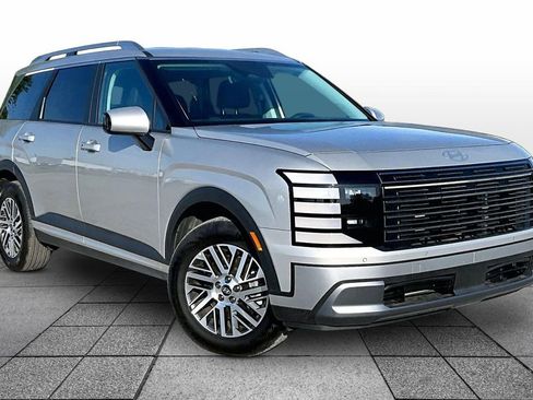 Used 2026 Hyundai Palisade SEL FWD image 2