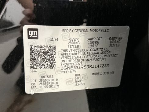 Used 2025 Chevrolet Traverse LT w/ Midnight/Sport Edition FWD image 12