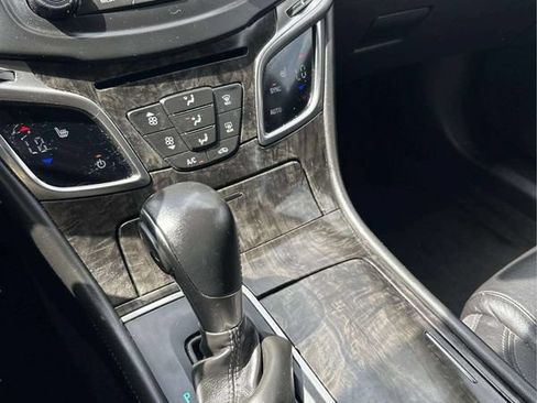 Used 2015 Buick LaCrosse Leather FWD image 19