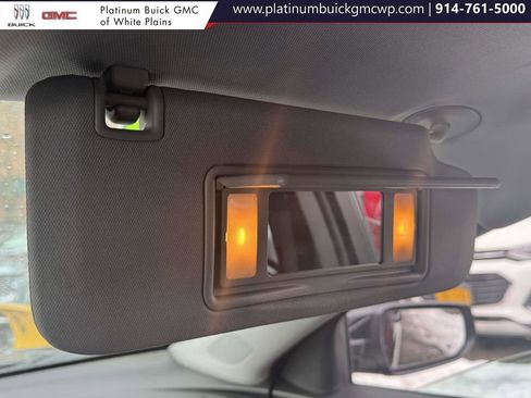 Used 2024 Chevrolet Malibu LT image 30