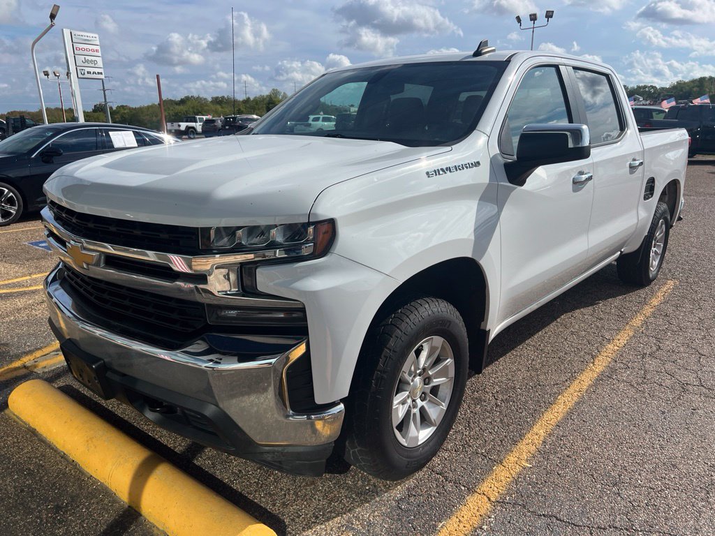 Used 2020 Chevrolet Silverado 1500 LT w/ All-Star Edition AWD/4WD image 3
