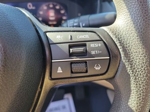 Used 2024 Honda Accord EX image 32
