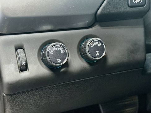 Used 2018 Chevrolet Tahoe LT AWD/4WD image 10