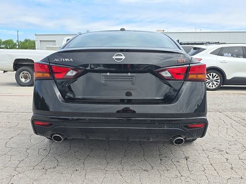 Used 2025 Nissan Altima 2.5 SR FWD image 5