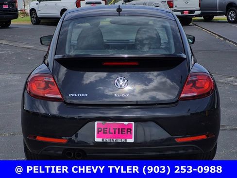 Used 2018 Volkswagen Beetle 2.0T S FWD image 5