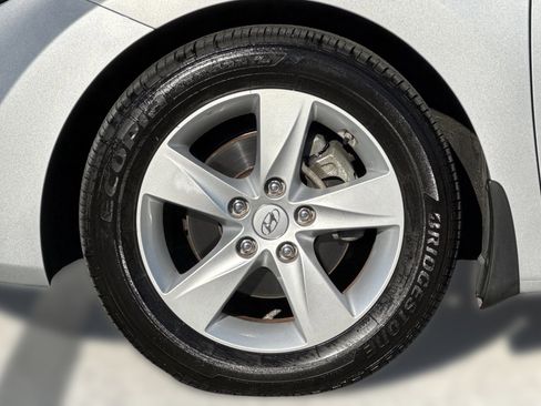 Used 2012 Hyundai Elantra GLS w/ Preferred Pkg 3 image 12