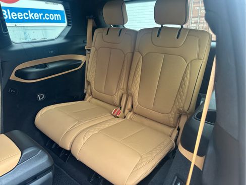 New 2025 Jeep Grand Cherokee L Summit AWD/4WD image 46