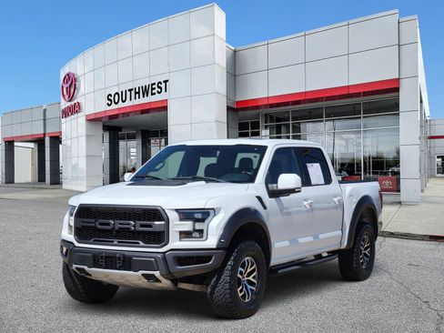Used 2018 Ford F150 Raptor w/ Equipment Group 802A Luxury image 2
