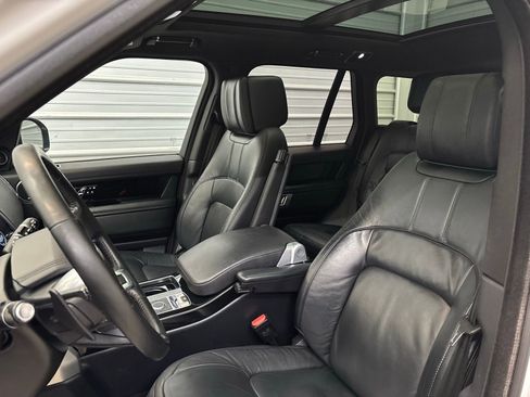 Used 2018 Land Rover Range Rover image 9