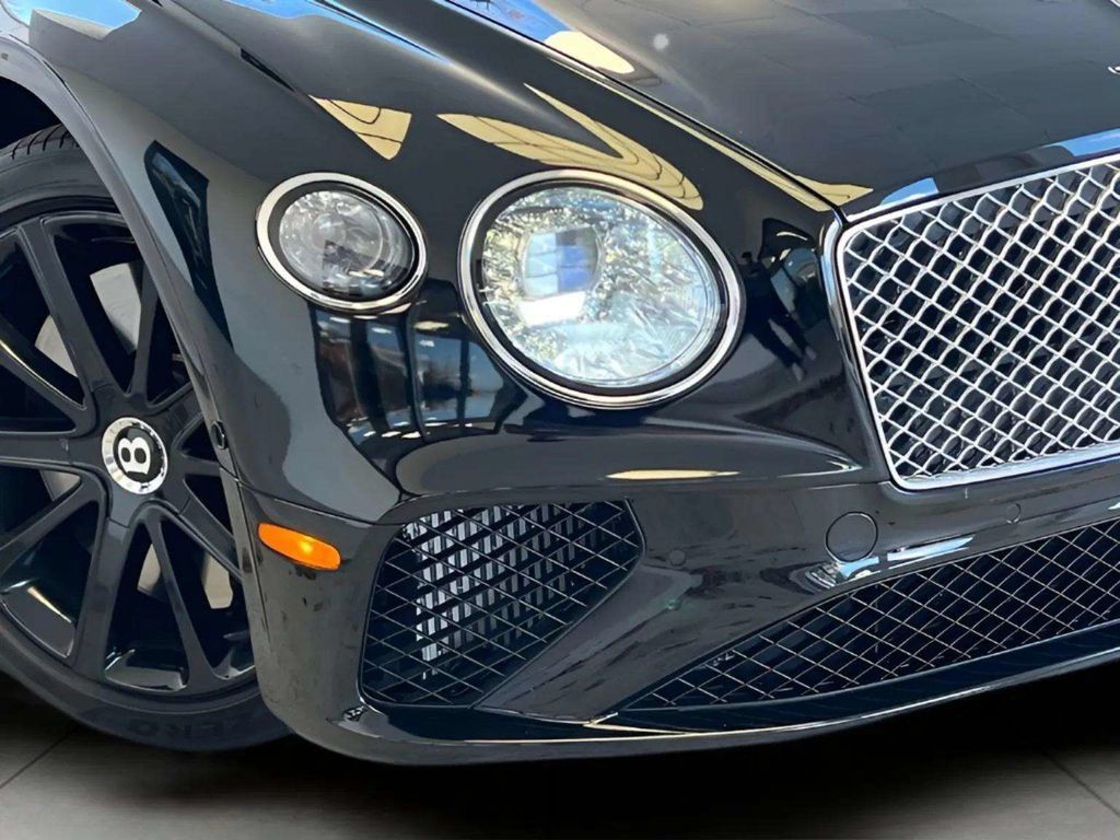 Used 2022 Bentley Continental GT AWD/4WD image 33