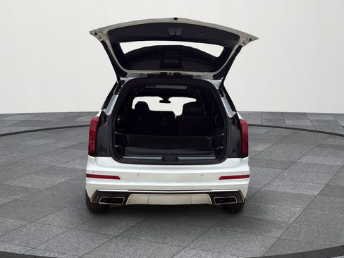 Used 2021 Cadillac XT6 Luxury image 17