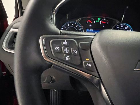 Used 2024 Chevrolet Equinox LT image 35