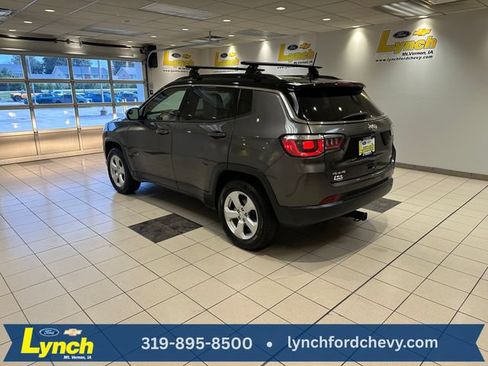 Used 2018 Jeep Compass Latitude w/ Popular Equipment Group AWD/4WD image 19