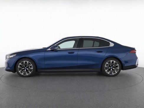 Used 2026 BMW 530i RWD image 6