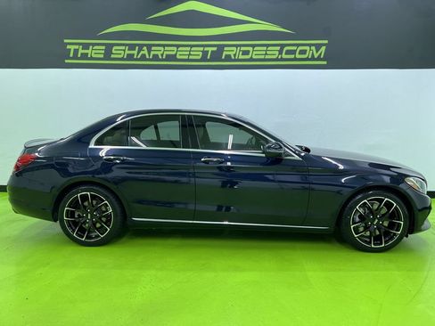 Used 2018 Mercedes-Benz C 300 Sedan w/ Premium Package image 11