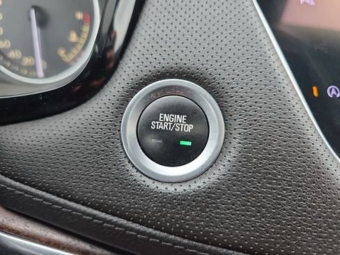 Used 2020 Cadillac XT5 Premium Luxury AWD/4WD image 33