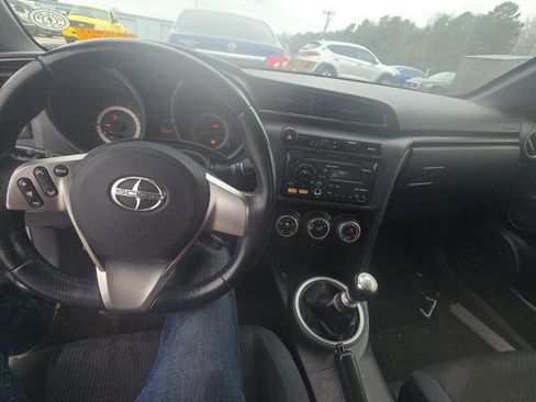 Used 2013 Scion tC image 8