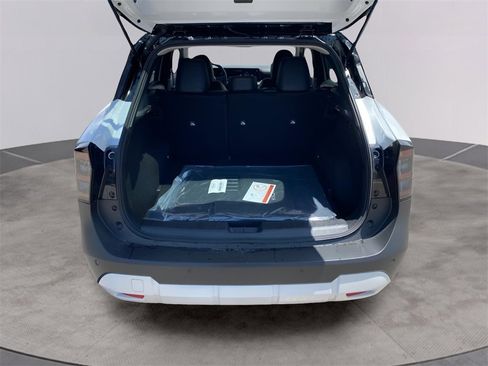 New 2026 Nissan Kicks SR image 18