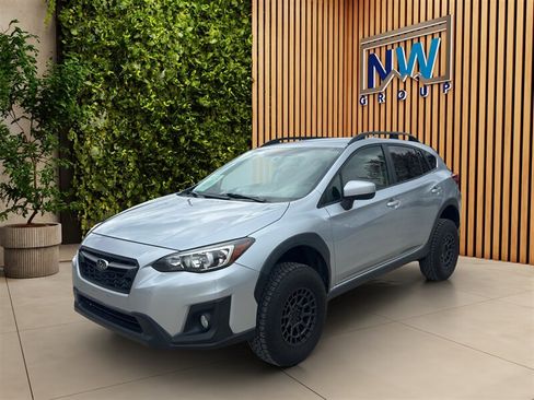 Used 2018 Subaru Crosstrek 2.0i Premium AWD/4WD image 3