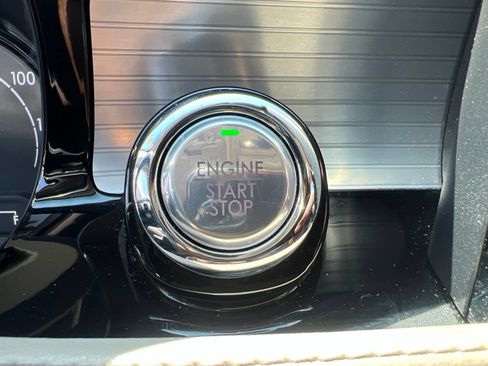 Used 2020 Lincoln Corsair AWD w/ Equipment Group 101A image 31