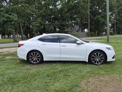 Used 2015 Acura TLX V6 w/ Technology Package FWD image 2
