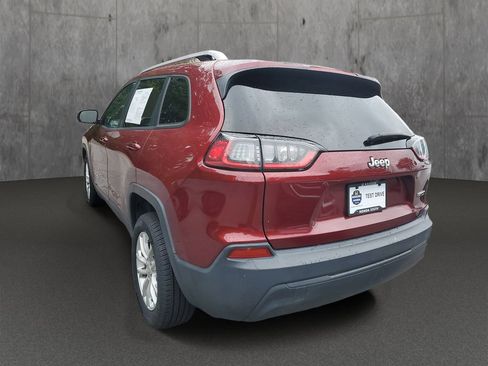 Used 2020 Jeep Cherokee Latitude FWD image 4