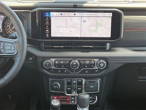 New 2025 Jeep Gladiator Rubicon w/ Convenience Group image 10