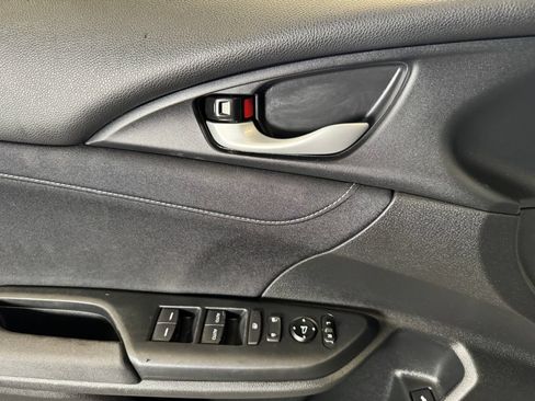 Used 2019 Honda Insight EX image 19