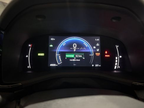 Used 2025 Toyota Camry LE FWD image 39
