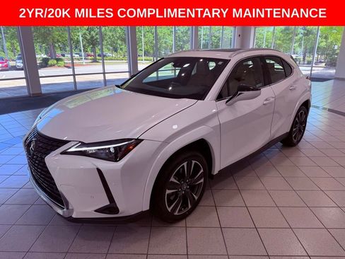 Certified 2023 Lexus UX 250h FWD w/ Accessory Package (Z1) image 3