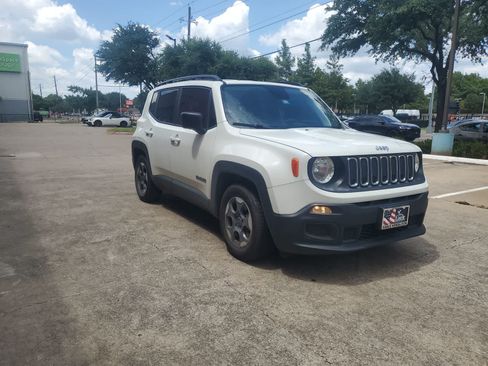 Used 2018 Jeep Renegade Sport w/ Power & Air Group FWD image 9