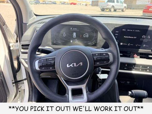 Used 2023 Kia Sportage LX FWD image 16