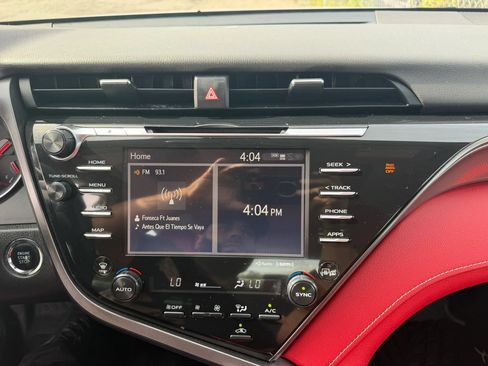 Used 2020 Toyota Camry XSE FWD image 18