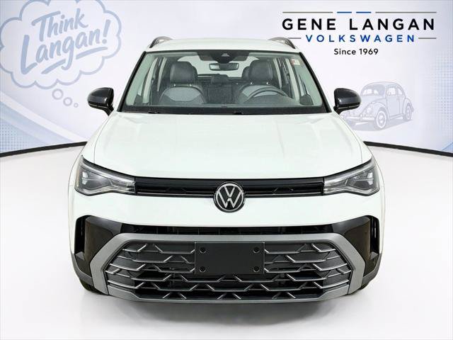 New 2027 Volkswagen Taos Sport AWD/4WD image 2