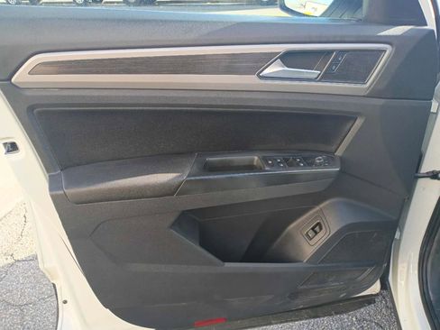 Used 2018 Volkswagen Atlas SE image 20