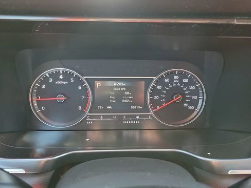 Used 2023 Kia Sorento LX image 19
