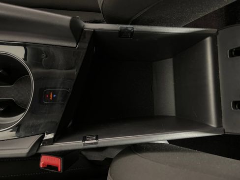 Certified 2025 Hyundai Elantra SEL FWD image 25