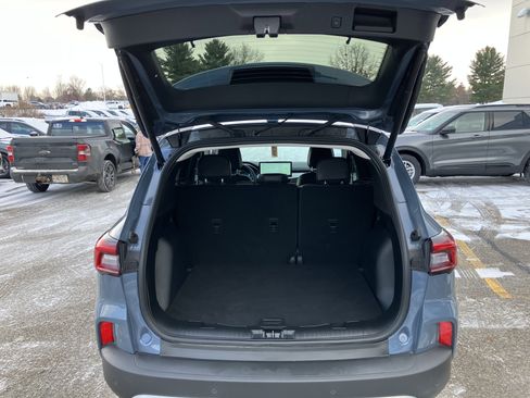 Used 2025 Ford Escape Platinum image 17