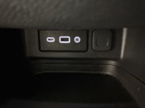 Used 2020 Chevrolet Equinox LT AWD/4WD image 28