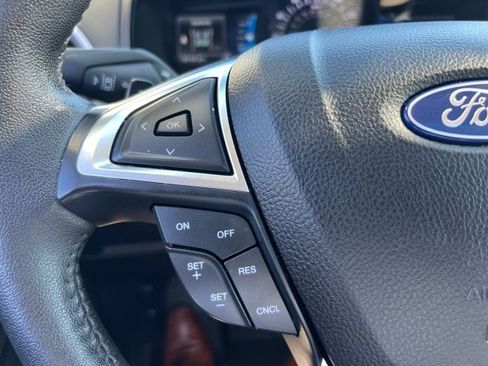 Certified 2022 Ford Edge SEL w/ Convenience Package image 19