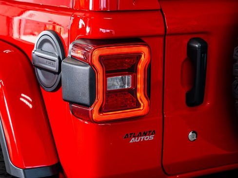 Used 2020 Jeep Wrangler Unlimited Rubicon w/ Dual Top Group image 26