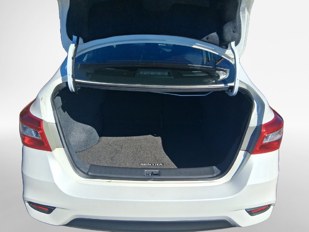 Used 2018 Nissan Sentra SL FWD image 25