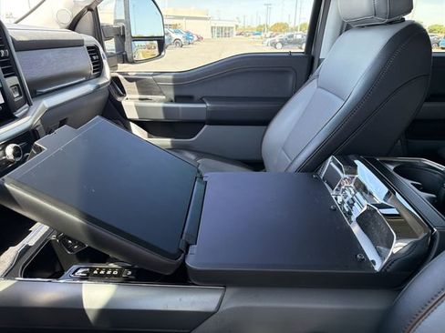 Used 2025 Ford F150 Lariat w/ Equipment Group 502A High AWD/4WD image 39