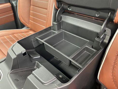 New 2026 GMC Sierra 2500 Denali Ultimate AWD/4WD image 18
