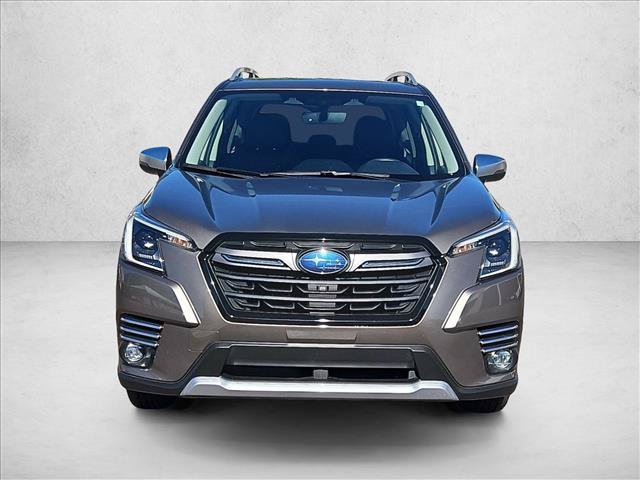 Used 2023 Subaru Forester Touring AWD/4WD image 2
