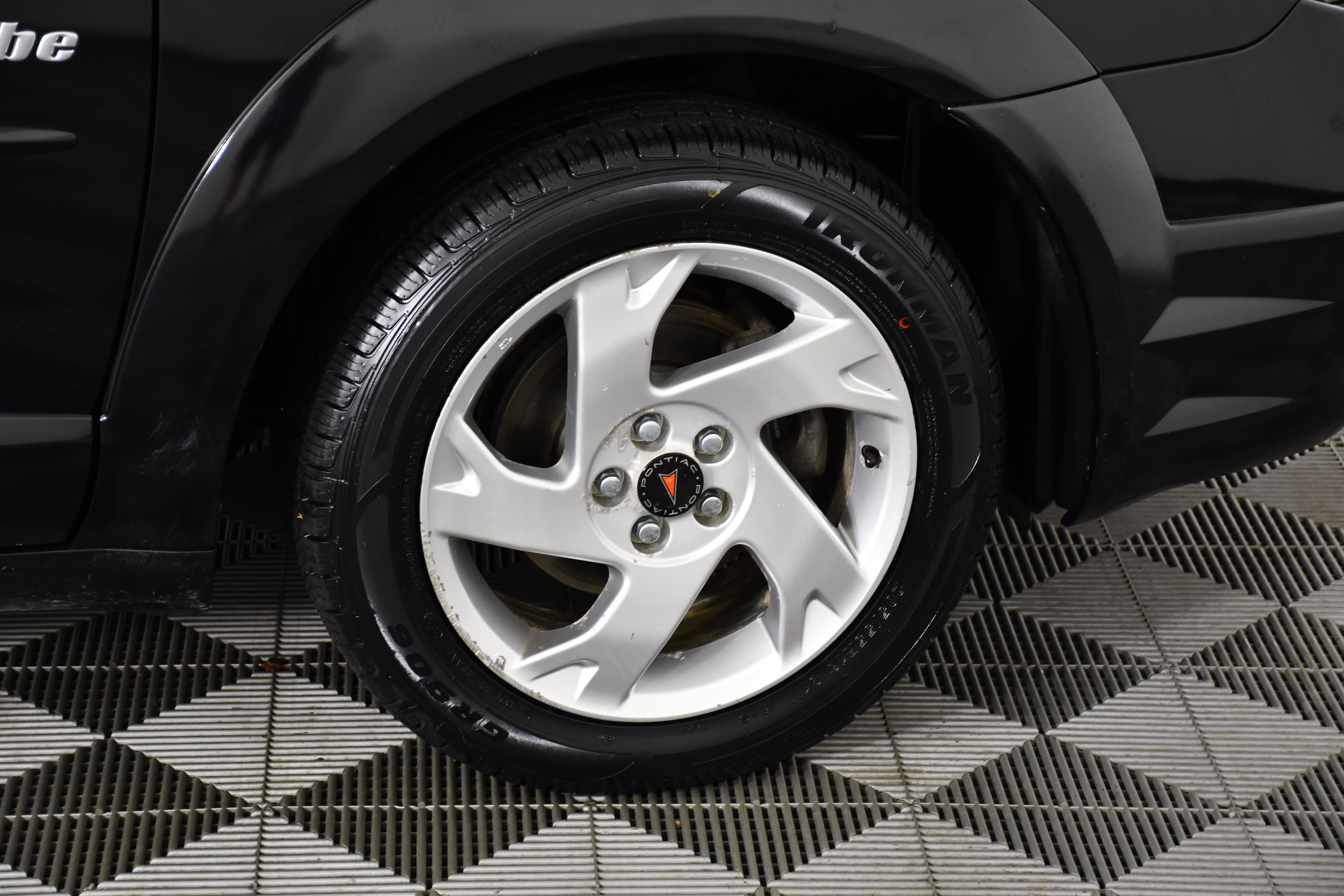 Used 2005 Pontiac Vibe w/ Power Group Value Package FWD image 47